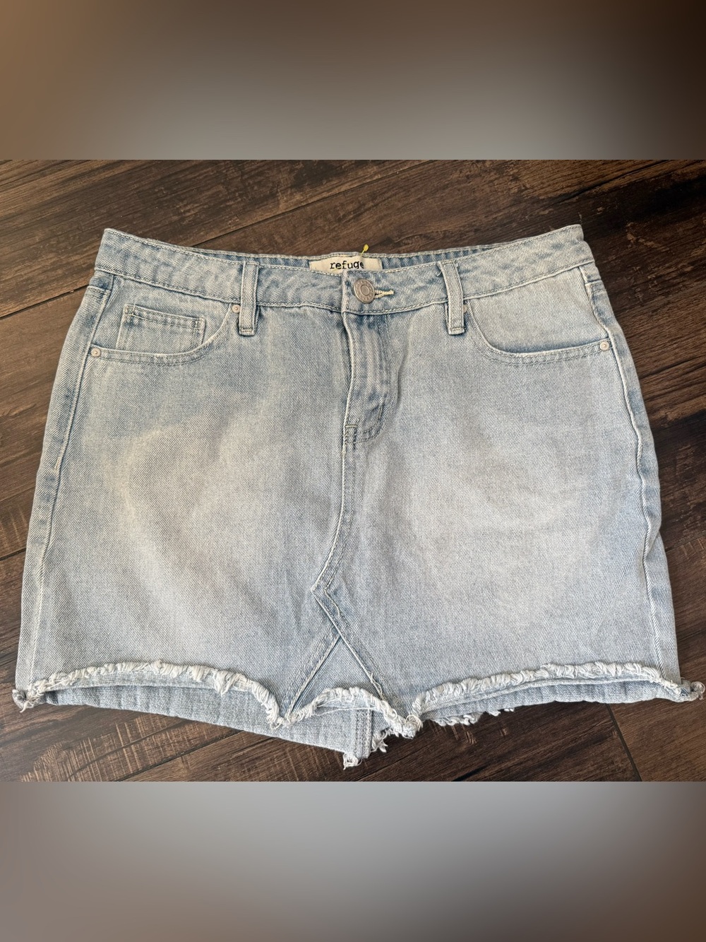 Refuge High Rise Cutoff Denim Skirt Light Wash Distressed Raw Hem Size Small
